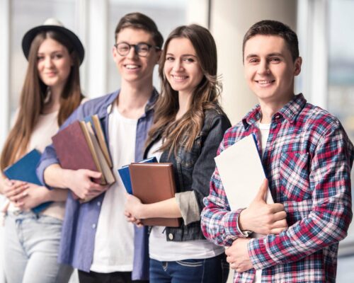 Requisitos de admisión en la Universidad de Ciencias y Humanidades para postulantes sin experiencia previa